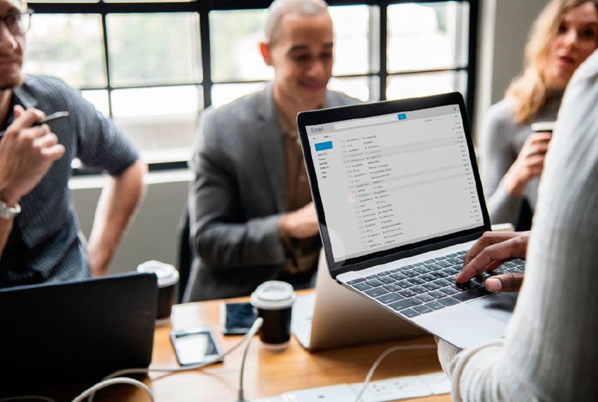¿Qué es la destreza digital y cómo fomentarla en tu empresa?